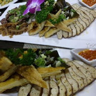 天下三絕麵食館
