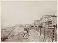 Strand en de boulevard van Brighton, gezien vanaf Kemptown