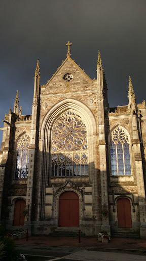 Église de St Julien-de-Vouvantes