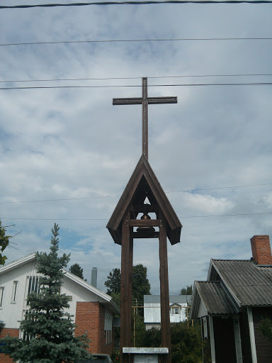 Крест и колокол