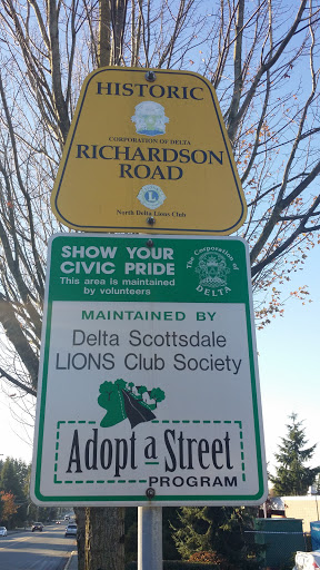 Historic Richardson Road Marker