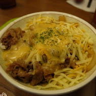すき家SUKIYA日本平價牛丼