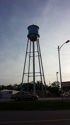 Forsyth Water tower