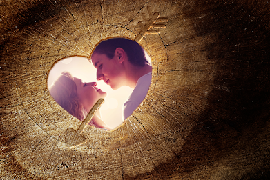 Love Frames poster 3