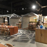 薄多義 Bite 2 Eat 義式手工披薩