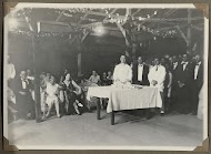 Feestelijke bijeenkomst met Nederlanders en Surinamers