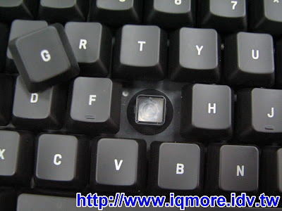 羅技(Logitech) G15 2代 薄膜式電競鍵盤評測 - 老貓測3C