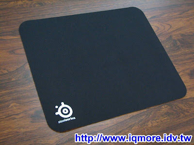 SteelSeries QCK 布質鼠墊介紹 - 老貓測3C