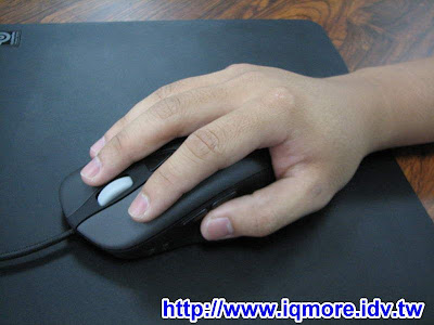 SteelSeries Ikari Laser 雷射滑鼠評測 - 老貓測3C