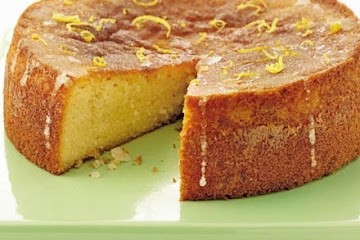 Gluten-free lemon drizzle cake