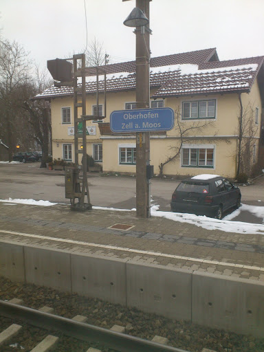 Trainstation Oberhofen