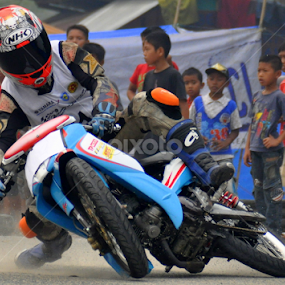 Sliding crash time by Devid Panjaitan - Sports & Fitness Motorsports