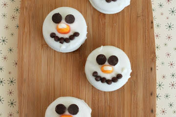 Snowman Oreo Cookies