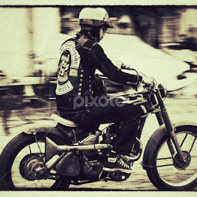 BSA Rider by Christian Lukman - People Street & Candids