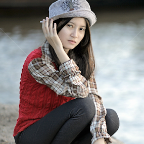 Adinda.. by Irvan Blue-Ray - People Fashion