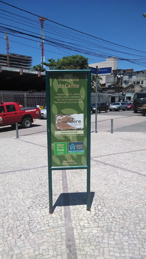 Placa da Praça Julio do Carmo 