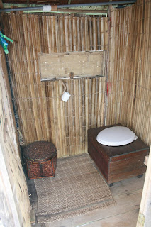 Intérieur des toilettes
