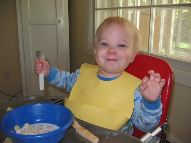 [David's first cheerios by himself 5-22 006.jpg]