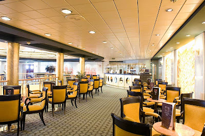 Like the Italian cafes that inspire it, Caffe San Marco on MSC Armonia is the place to enjoy a well-crafted cup of coffee as well as conversations with friends and family. 