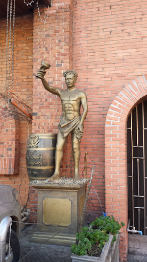 Estatua Baco