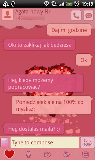GO SMS Pro Lovely Hearts Theme