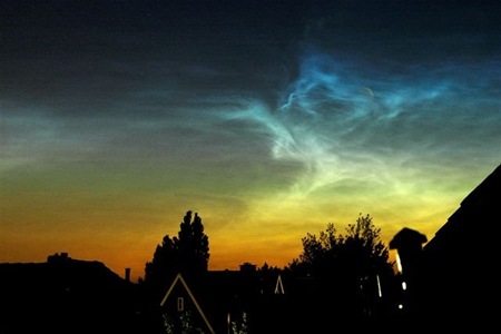 Noctilucent clouds (1)