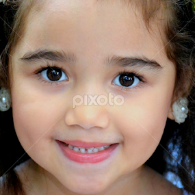 Shining Eyes.... by Jayson Lucto - Babies & Children Child Portraits