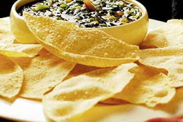 Poppadums with lime & coriander dip