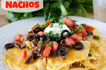 Chili Con Carne Nachos {Slow Cooker}