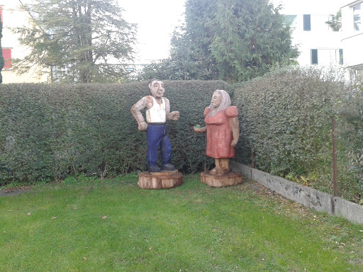 Figuren in Holz