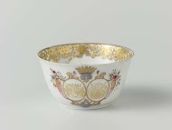 Bell-shaped cup from the 'Swellengrebel service' with a double crowned monogram and a border with floral scrolls