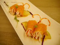 CA rolls' 美日式料理