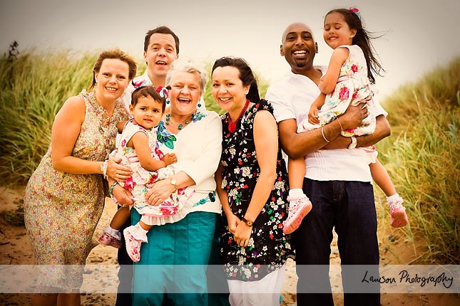 [Family_Portraits001[3].jpg]