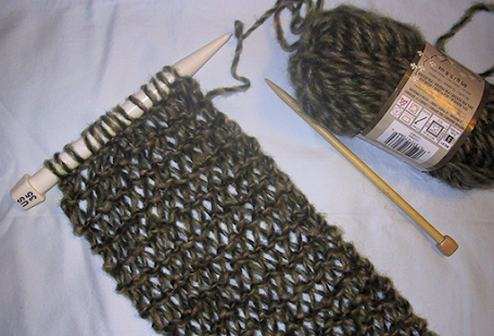 How to Knit a Scarf