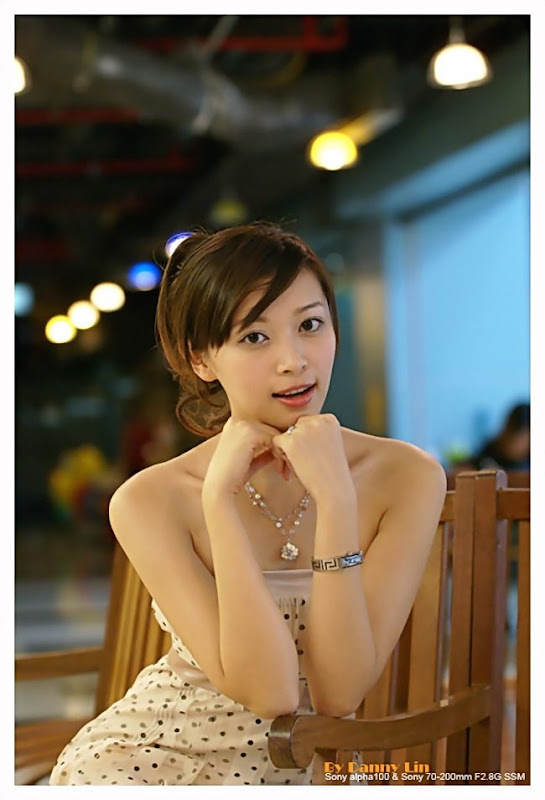 Sexy Beautiful asian young girl
