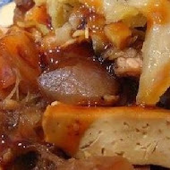 唐廚家常手工現桿麵食館