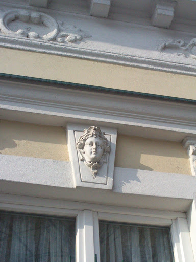 Baroque Figure Head