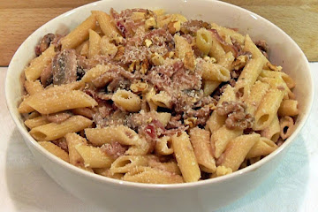 Mushroom &amp; Walnut Penne - Organic &amp; Vegetarian