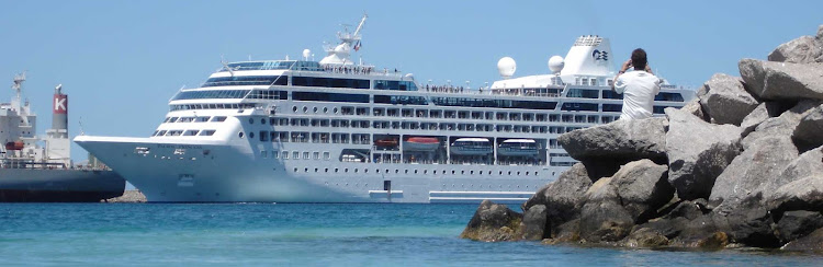 Pacific Princess leaving Esperance, Western Australia.