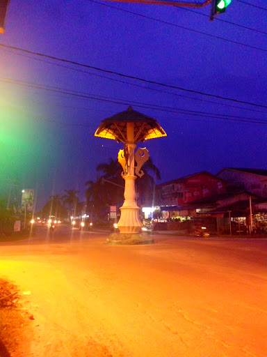 Tugu Simpang for Singkawang