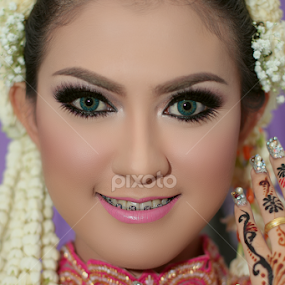 beauty shoot by Fauzhy Lestyawan - Wedding Bride