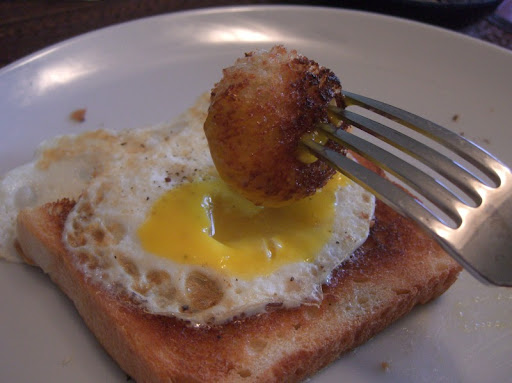 Egg-in-Toast