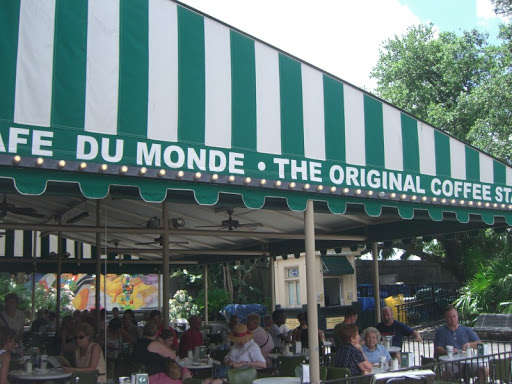 Cafe Du Monde in New Orleans