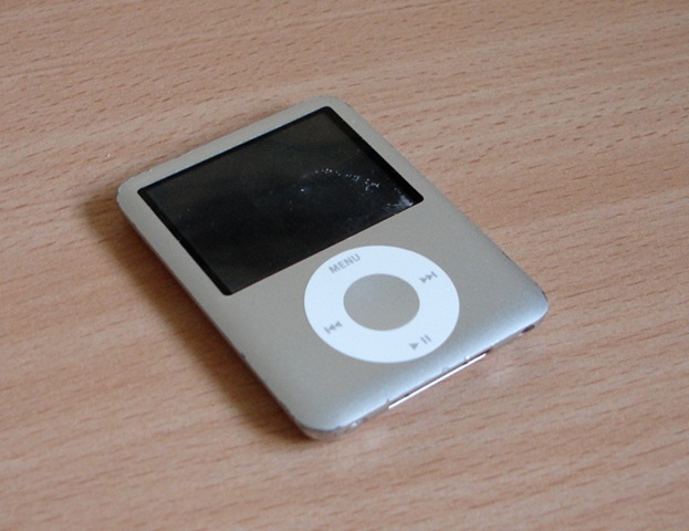 [Laundered iPod[3].jpg]