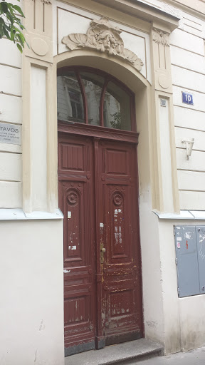 Doorway 1412