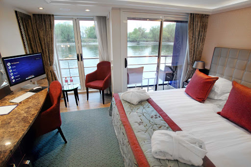 AmaReina-cabin - AmaCerto offers comfortable cabins for you to take in the passing scenery during your sailing down the Rhine through the heart of Europe. 