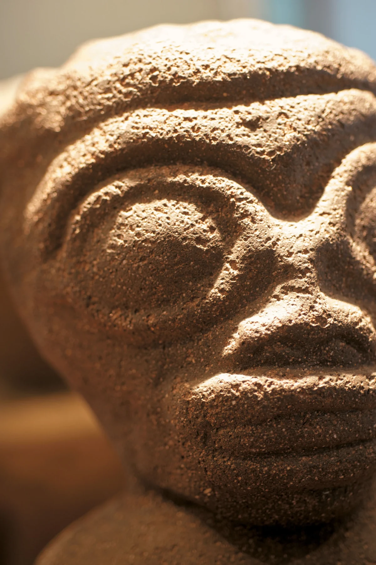 Statue_Polynesian_influence - Staterooms aboard the Paul Gauguin feature new décor with Polynesian accents.