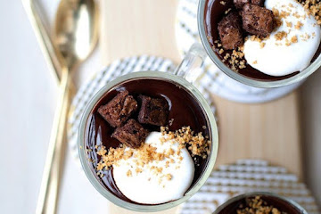S'mores Cheesecake Parfaits