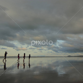 Play with no wories.. by Mohammad Bujang - Landscapes Beaches