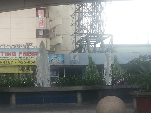 South Luzon Express Way Fountain No 2